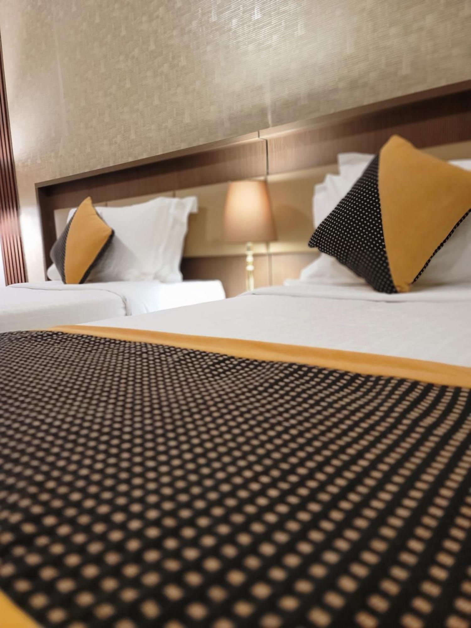 Qasr Al Ansar Golden Tulip Hotel Medina Buitenkant foto