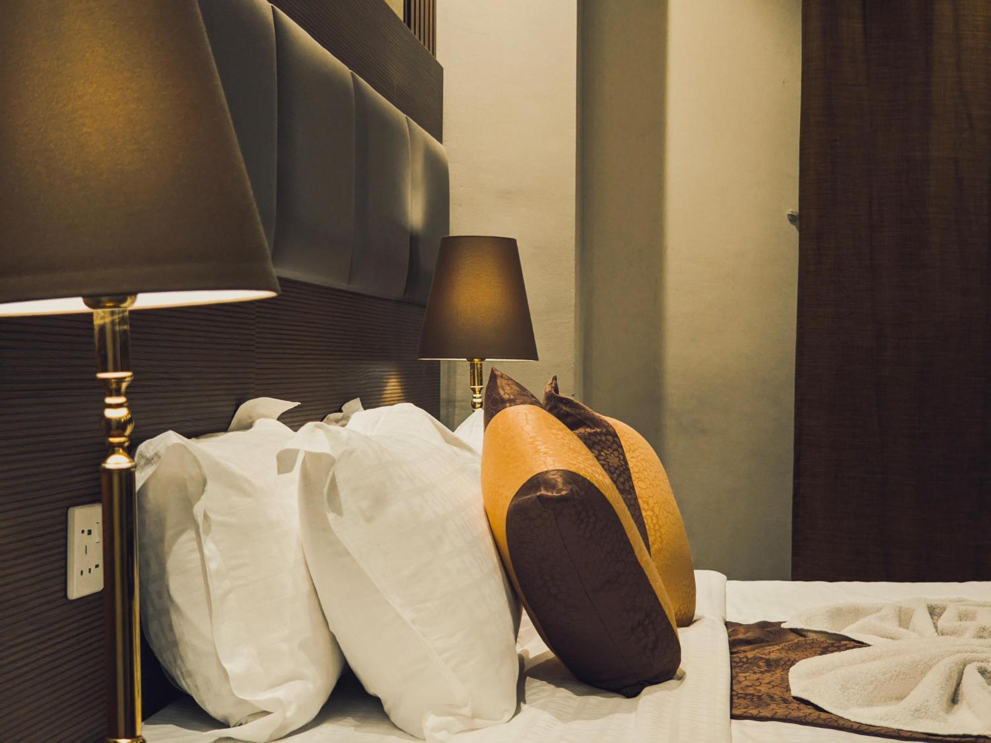 Qasr Al Ansar Golden Tulip Hotel Medina Buitenkant foto