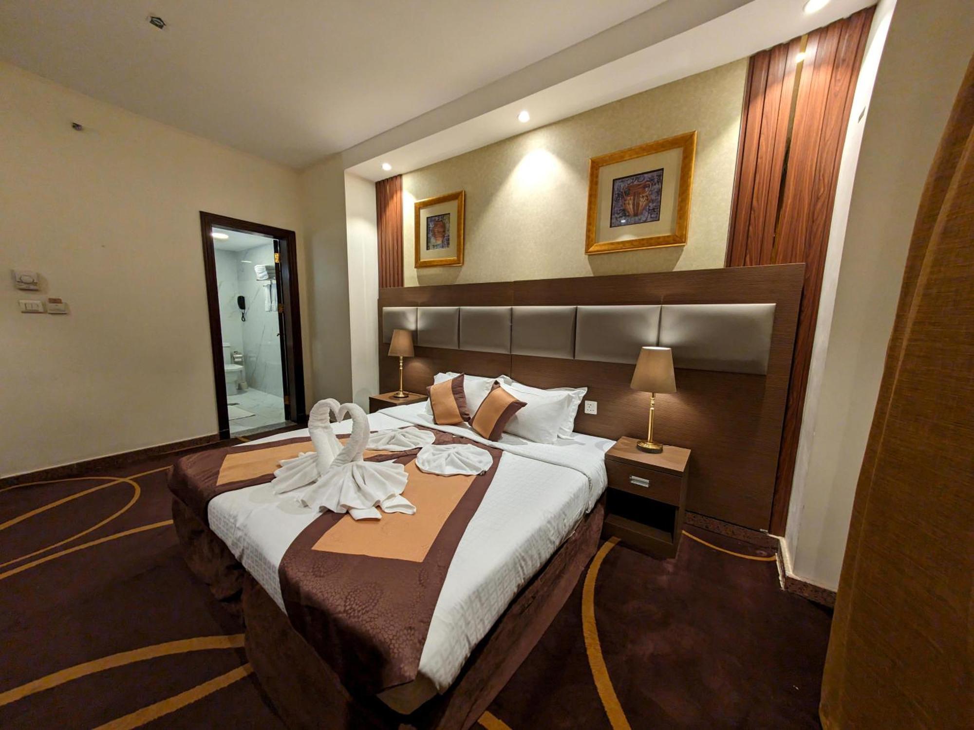 Qasr Al Ansar Golden Tulip Hotel Medina Buitenkant foto