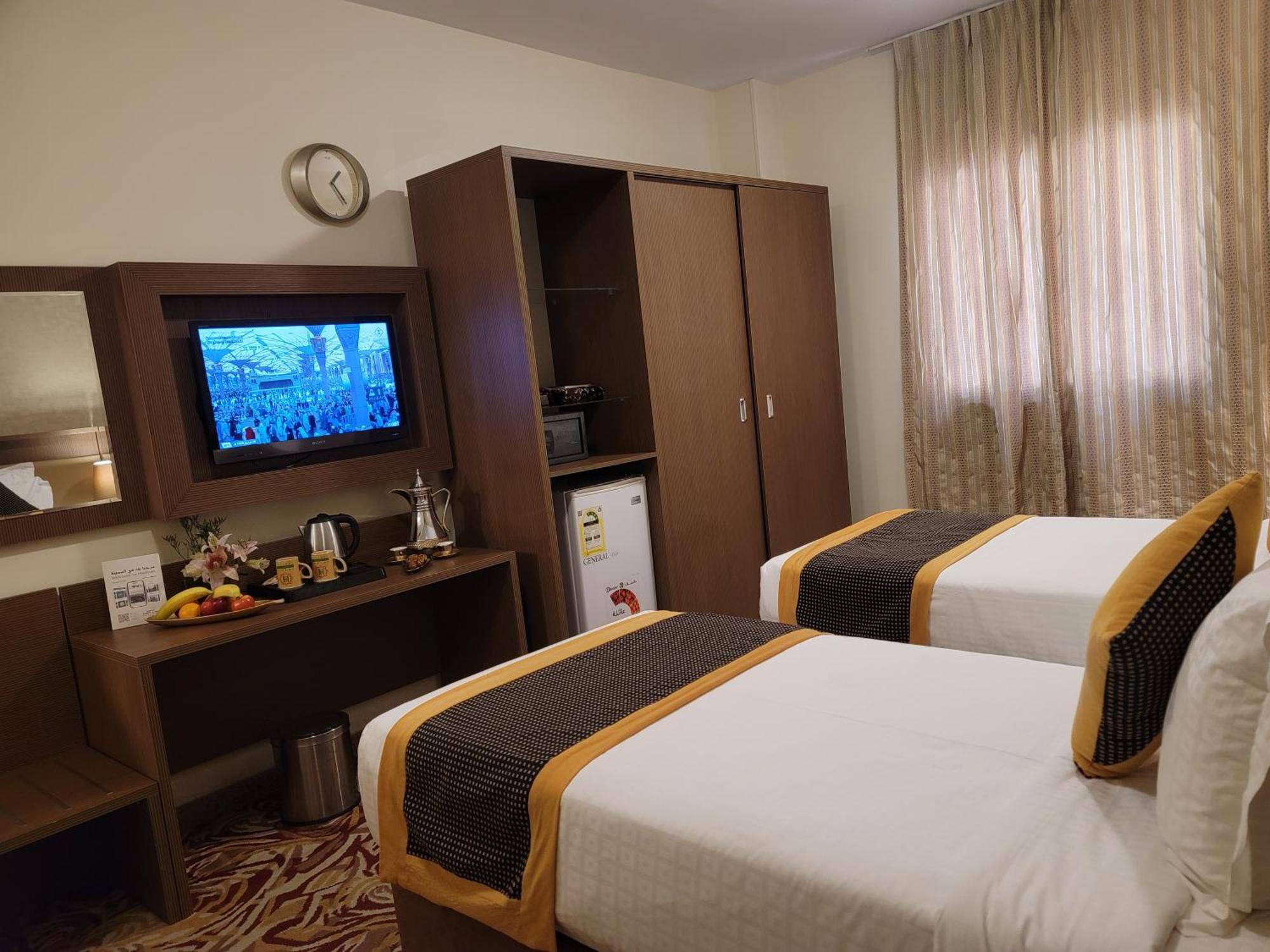 Qasr Al Ansar Golden Tulip Hotel Medina Buitenkant foto