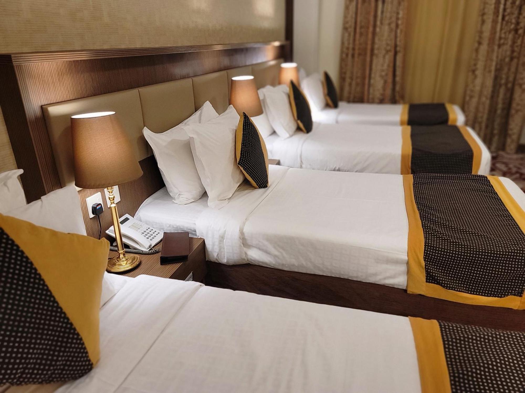Qasr Al Ansar Golden Tulip Hotel Medina Buitenkant foto